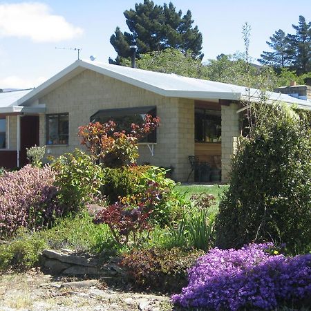 Lesley'S Bed And Breakfast Cromwell Bagian luar foto